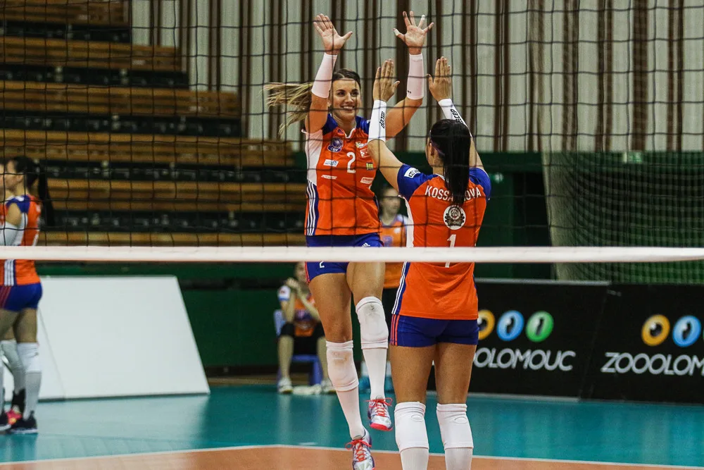 Olomoucké volejbalistky si poradily s hráčkami Prostějova. Porazily je 3:2