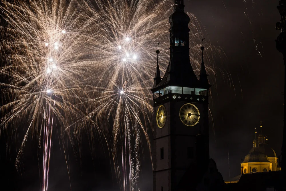 FOTO/VIDEO: Oslavy sta let vzniku Československa v Olomouci zakončil tematický ohňostroj