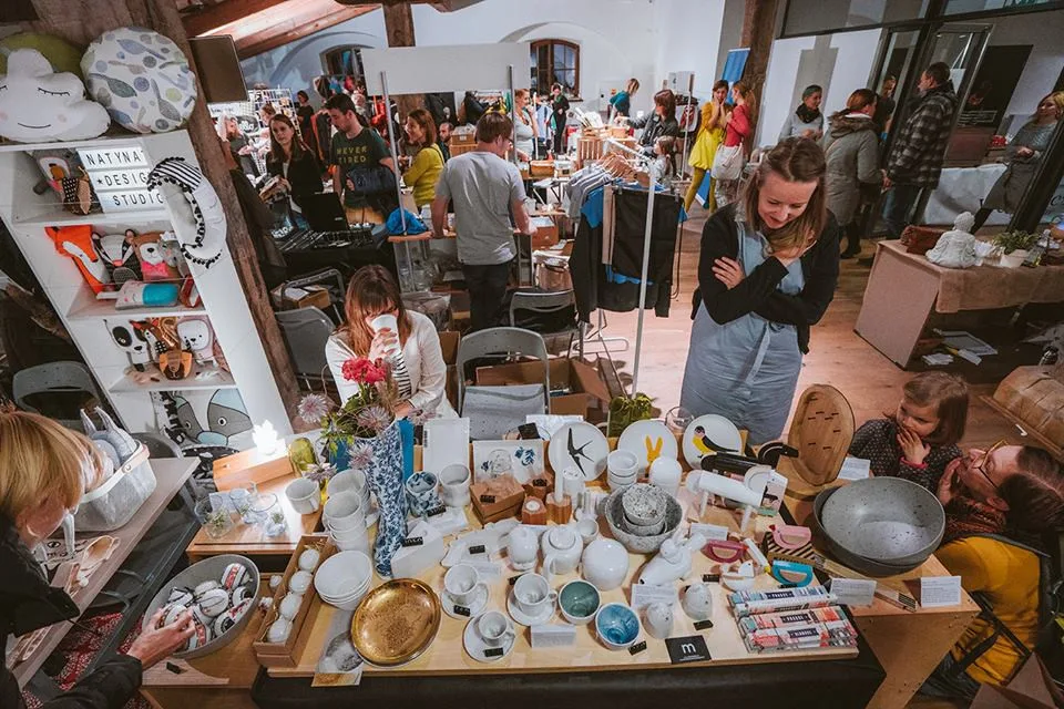 DIZAJNTRH nabídne v nových prostorech více značek i multižánrový program