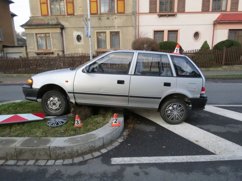 Havárie vozidla v Šumperku (3)[2726]