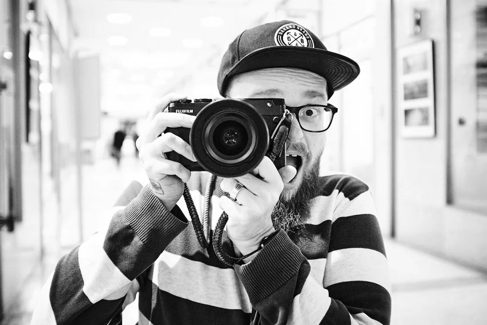 Olomoucký fotograf s handicapem zahájí zítra svou výstavu. Proběhne i charitativní dražba na podporu TyfloCentra