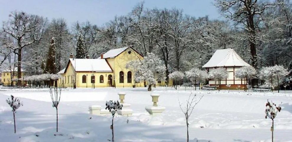 Městský park Michalov je až do odvolání kvůli sněhu uzavřen pro veřejnost
