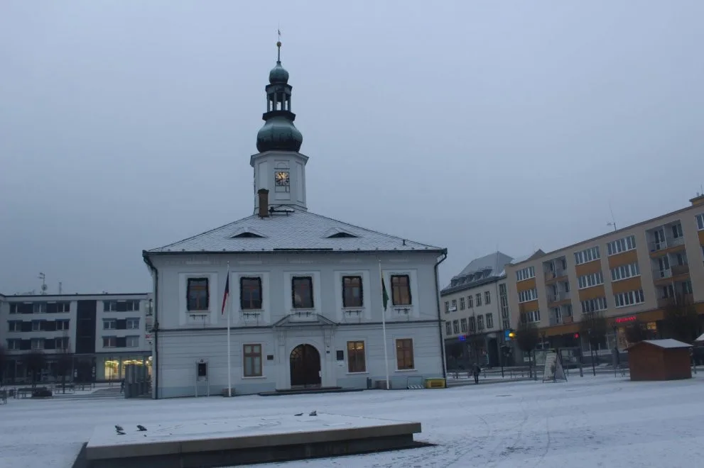 Na jesenickém náměstí se bude opět jezdit jednosměrně. Důvodem je bezpečnost