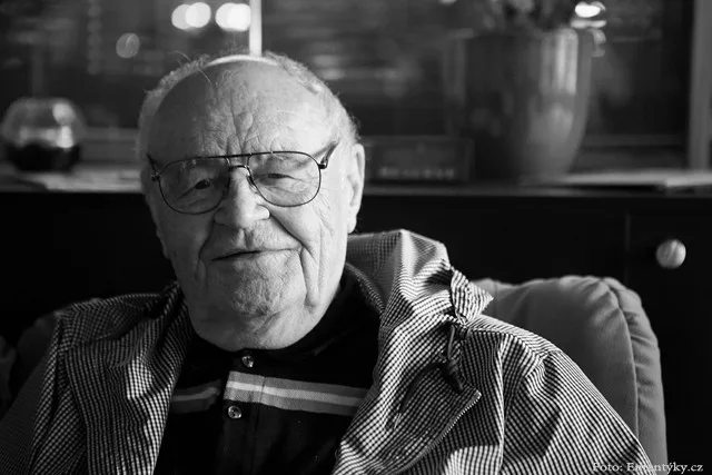 Zemřel režisér Václav Vorlíček, autor Popelky nebo Arabely