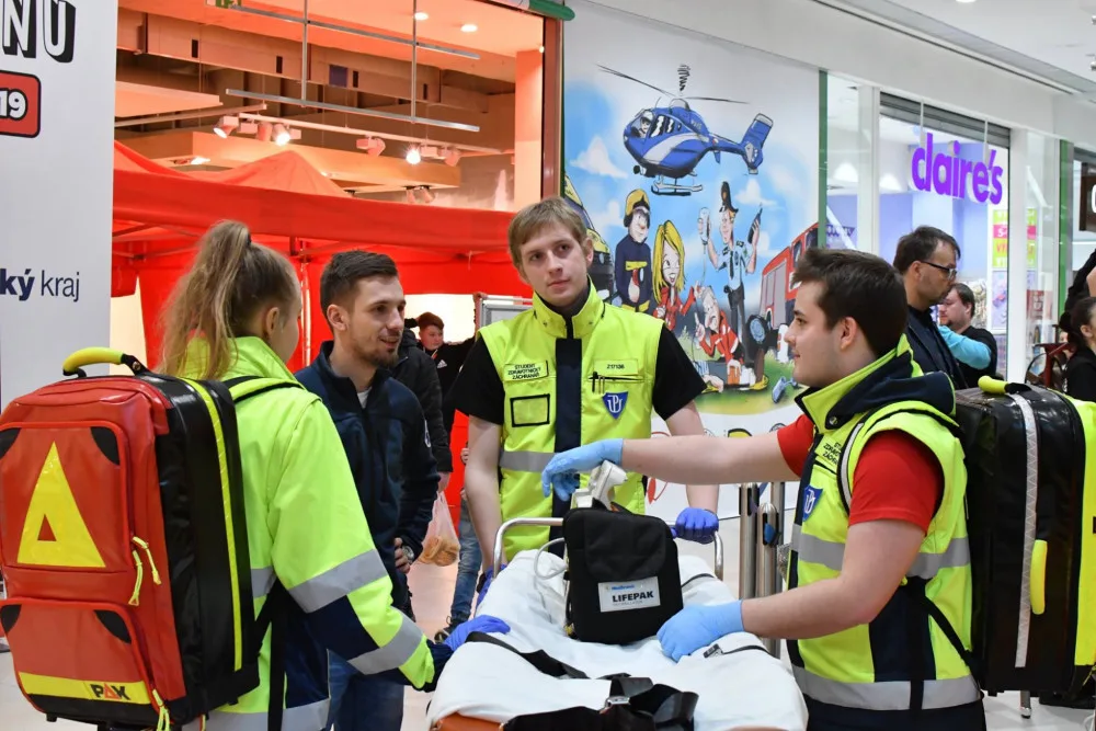 FOTO/VIDEO: Policie, hasiči i záchranáři v Šantovce. Druhý víkend Hrdinů regionu se blíží