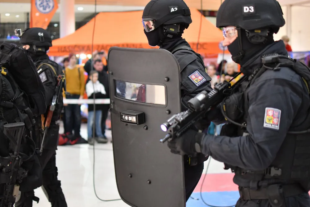 FOTO/VIDEO: Policie, hasiči i záchranáři v Šantovce. Druhý víkend Hrdinů regionu se blíží