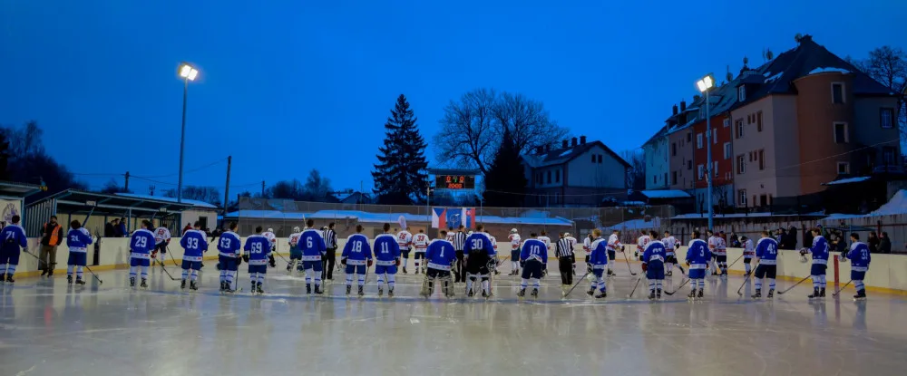 Winter Classic nechyběly góly ani bitka. Olomouc porazila Bratislavu 3:2 po prodloužení