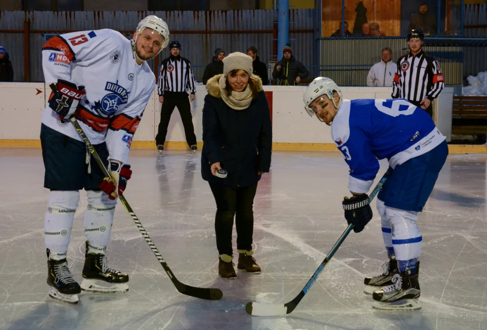 Winter Classic nechyběly góly ani bitka. Olomouc porazila Bratislavu 3:2 po prodloužení