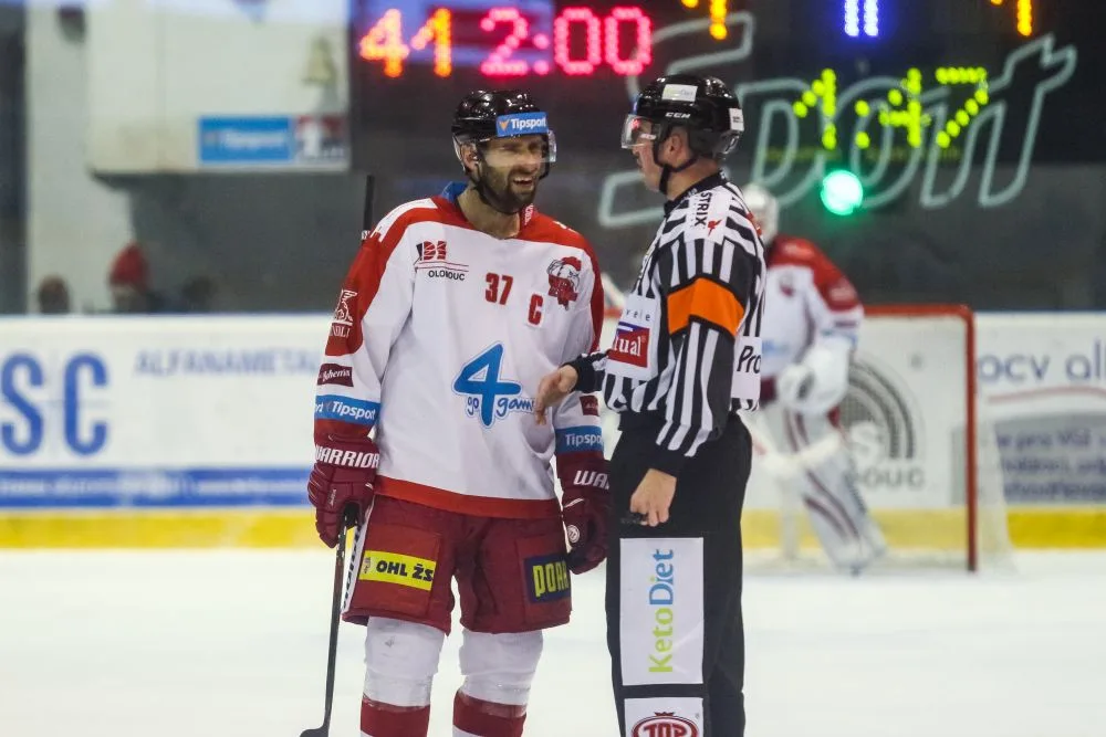 FOTOGALERIE: Hradec Králové porazil Olomouc. Smoleňák chce v létě natřít Plecharénu