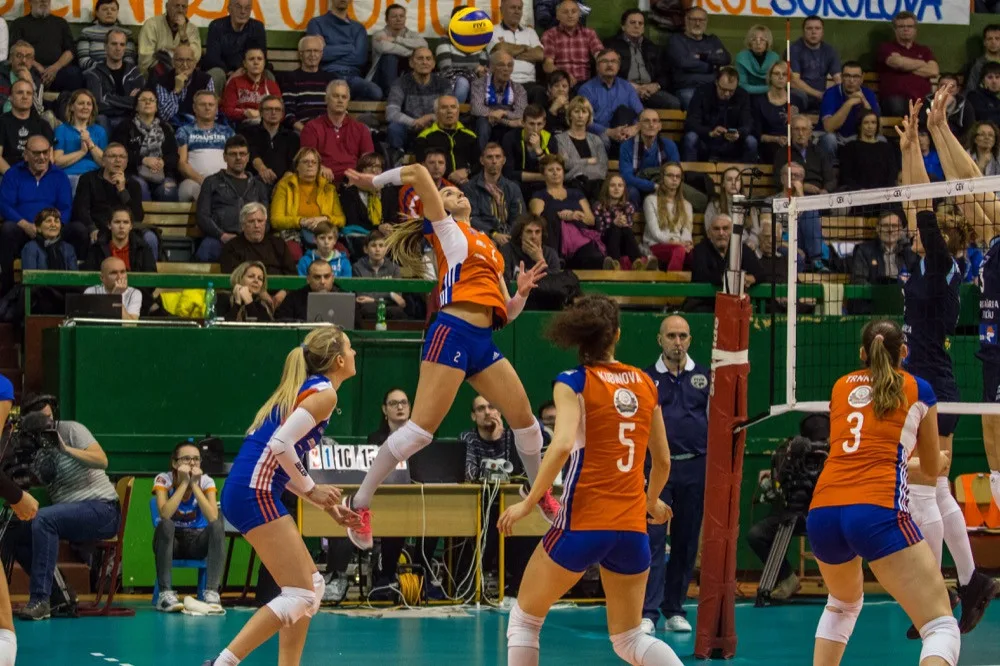 Volejbalistky Olomouce půjdou do play-off z prvního místa. Prostějov porazily 3:1