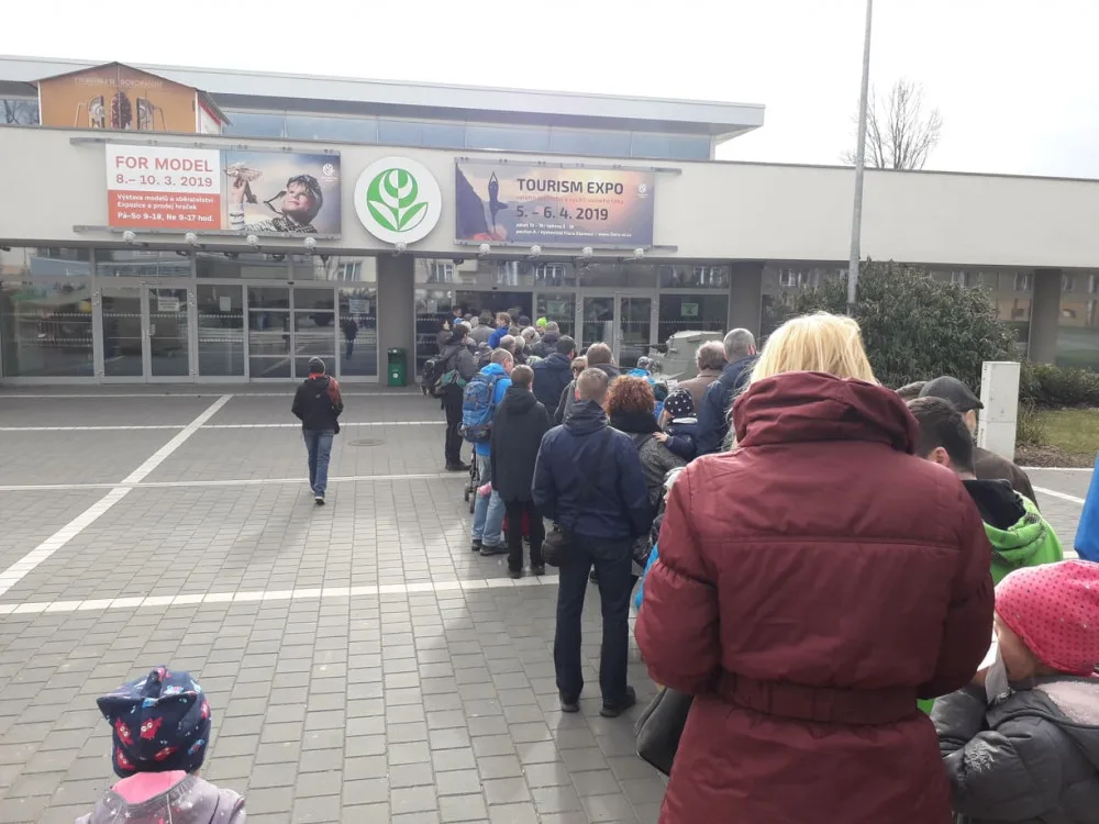 FOTO/VIDEO: Výstava FOR MODEL láká davy lidí na krásné modely a pestrý program