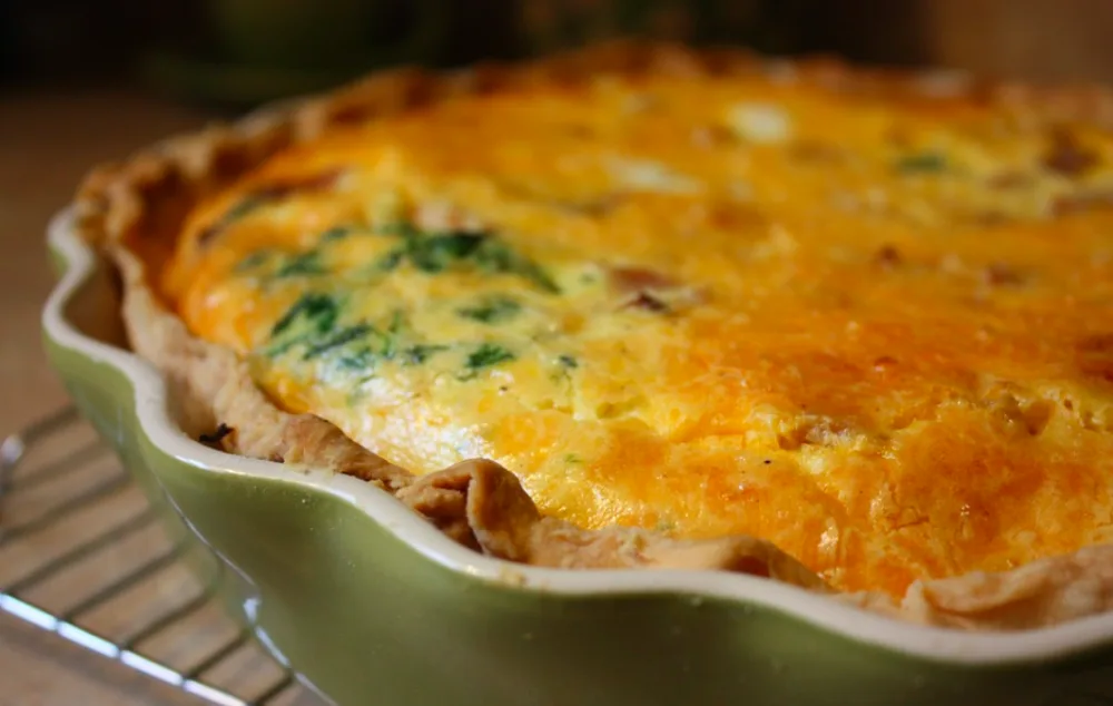 DRBNA VAŘÍ: Slaný koláč na spoustu způsobů... to je quiche