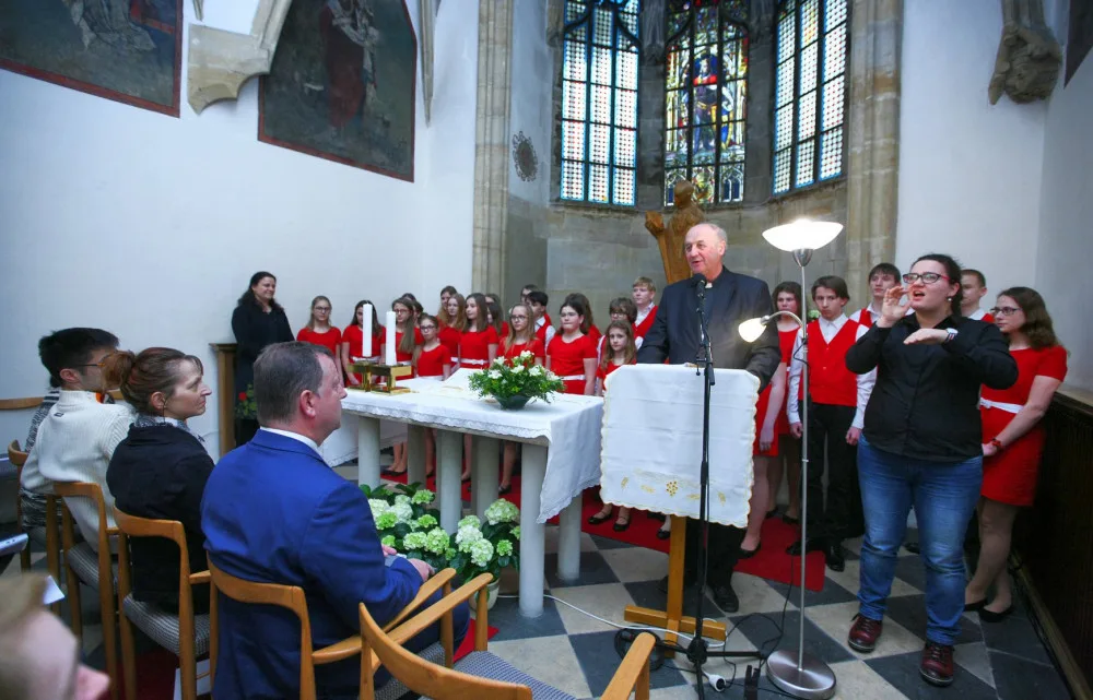 V Olomouci budou lidé dnem i nocí číst z Bible. Sedmý ročník Paschalie Olomucensie nabídne film, výstavu a koncerty