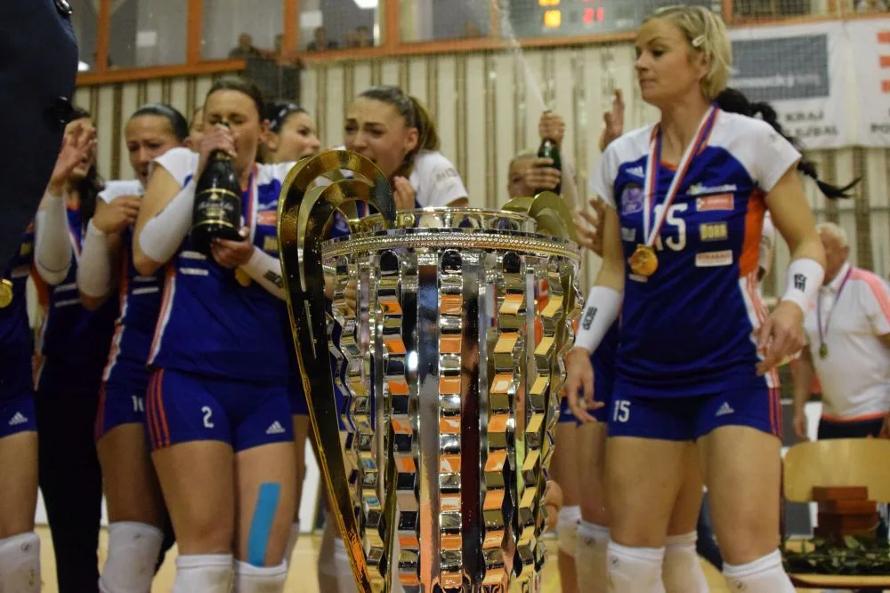 FOTOGALERIE/VIDEO: Volejbalistky Olomouce usedly po 23 letech na ligový trůn