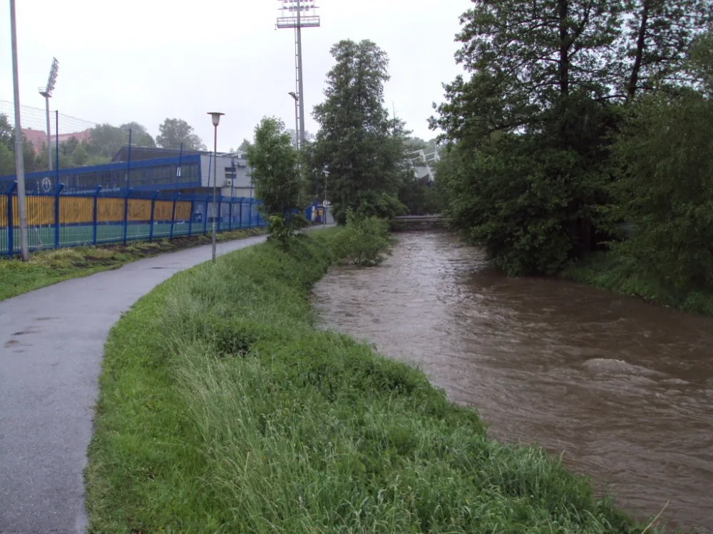 Meteorologové varují před vydatným deštěm, od středy platí povodňová pohotovost