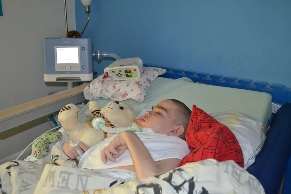 Pacienti Středomoravské nemocniční s plicní ventilací se mohou nově léčit doma