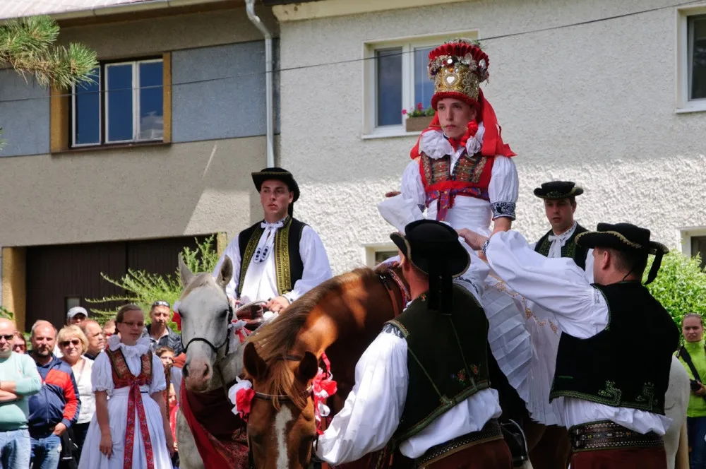 Jízda králů v Doloplazech nabídne krojovanou mši, koncert Věrovanky a jarmark