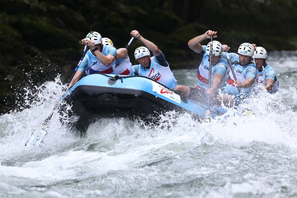 Muži a ženy z Prostějova brali na evropském šampionátu v raftingu stříbro, tým Masters vybojoval titul