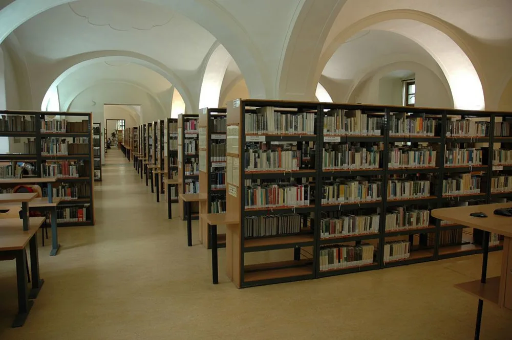 Olomouckým knihovnám neubývají čtenáři, půjčují si ale méně knih