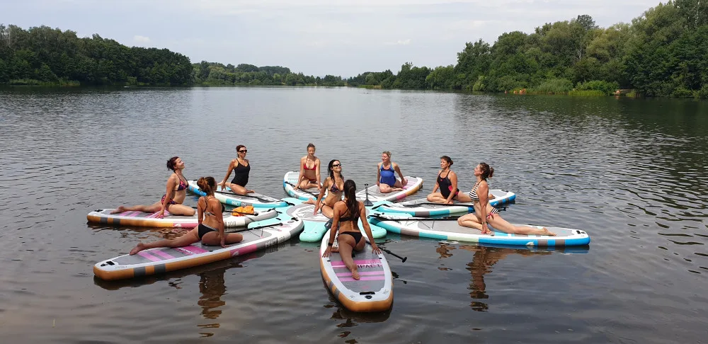 FOTO: Na Poděbradech se cvičí Paddle Yoga, zábavným způsobem procvičíte celé tělo
