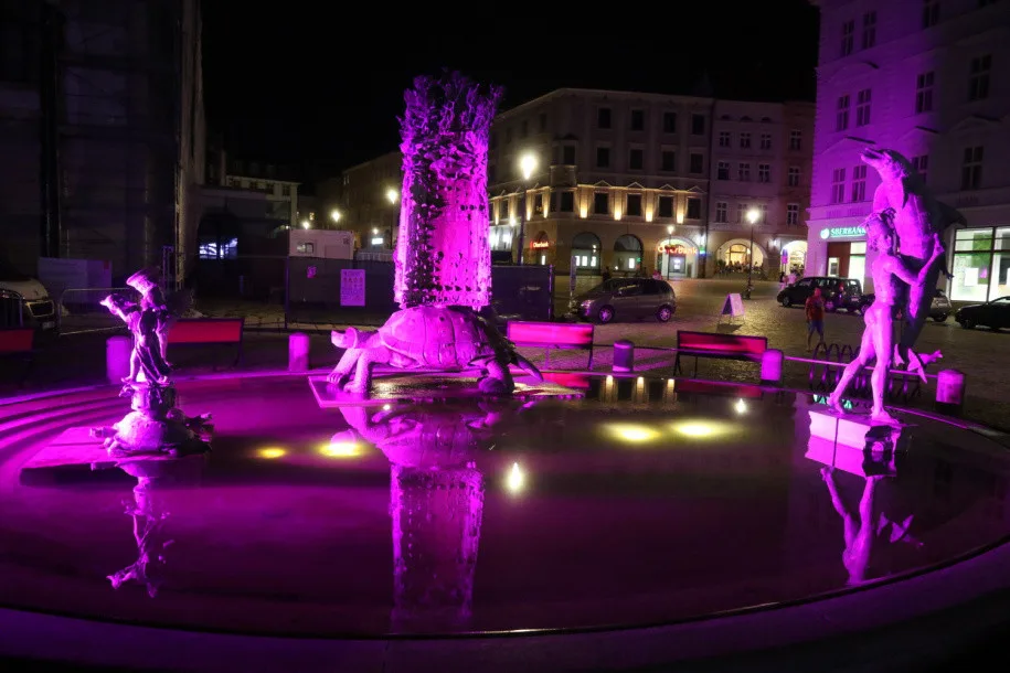 FOTO: Lasery nad Trojicí, SuperStar i klasické barokní opery. Festival BarokOlomouC oživil centrum města