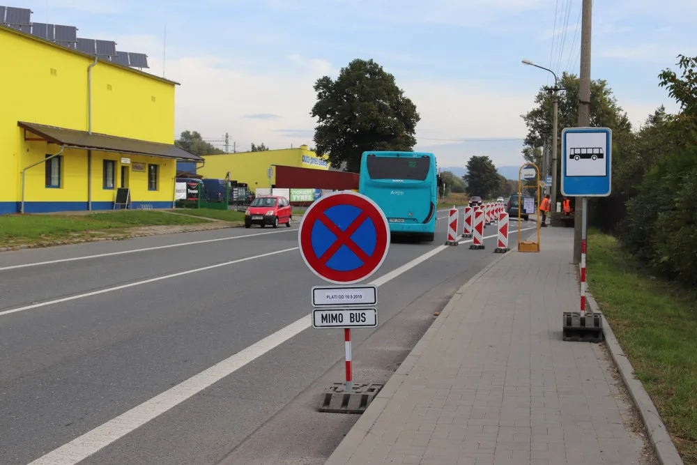 V Přerově se staví pět bezpečnějších autobusových zastávek. Práce budou dokončeny do konce roku