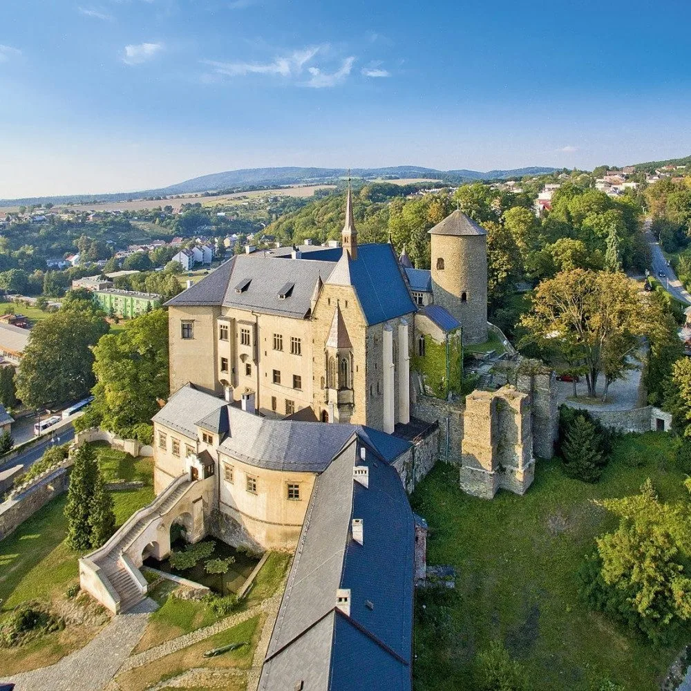 Hrad Šternberk připomene 750 let od první písemné zmínky. Na víkend se chystají prohlídky v historických kostýmech