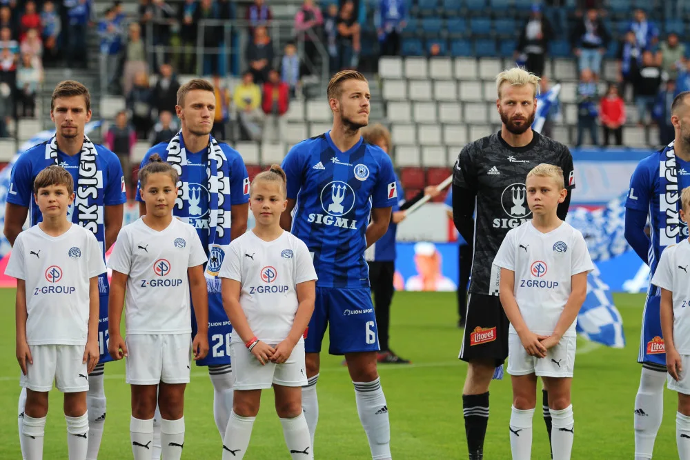 FOTOGALERIE: Sigma nevyužila oslabení Slovácka, které dohrávalo v deseti, remizovala 2:2