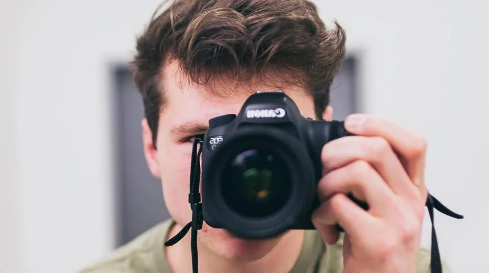 Vault 42 zve v říjnu na workshop instagramové fotografie i na kaligrafii