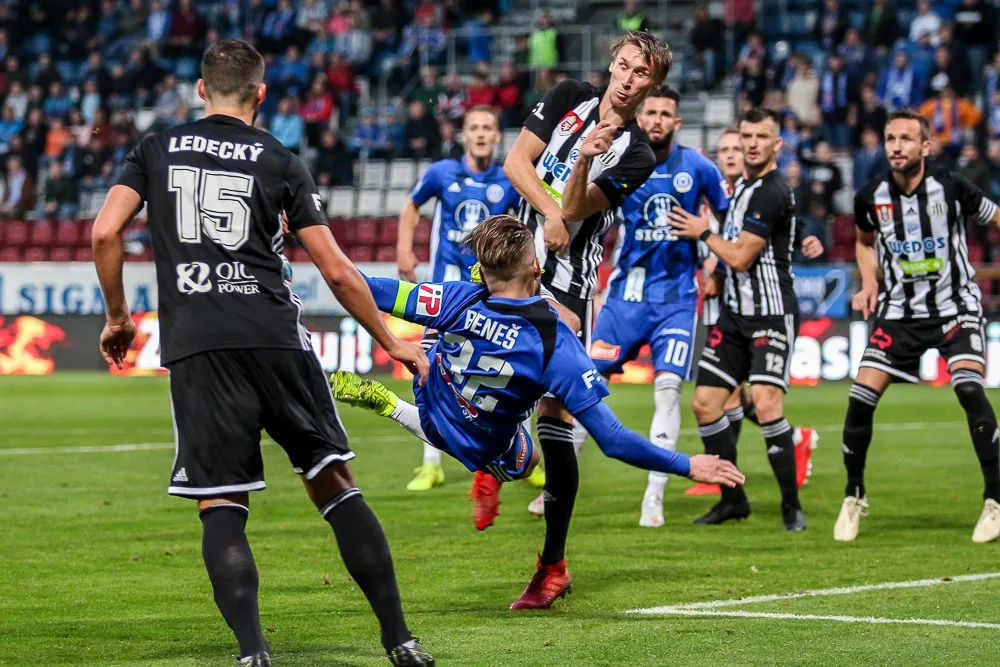 FOTOGALERIE: Sigma doma poprvé prohrála. Hanáky porazili ligoví nováčci z Českých Budějovic