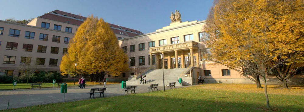 Lékařská fakulta Univerzity Palackého získala evropskou akreditaci