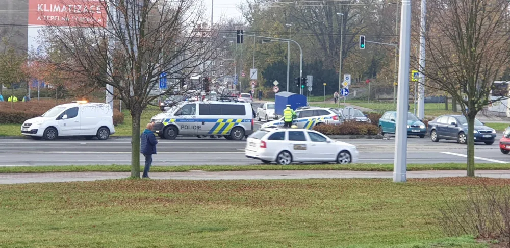 AKTUÁLNĚ: Policisté, kteří bourali u Šantovky, mířili k zásahu. Tam však nedojeli