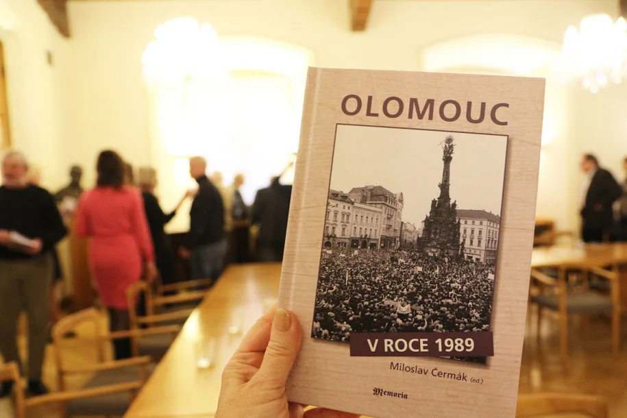 Kniha Olomouc 1989