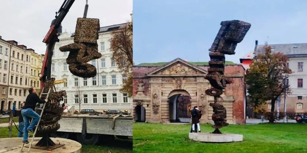 FOTO: Palachovo náměstí v Olomouci nově zdobí socha s názvem Revoluce