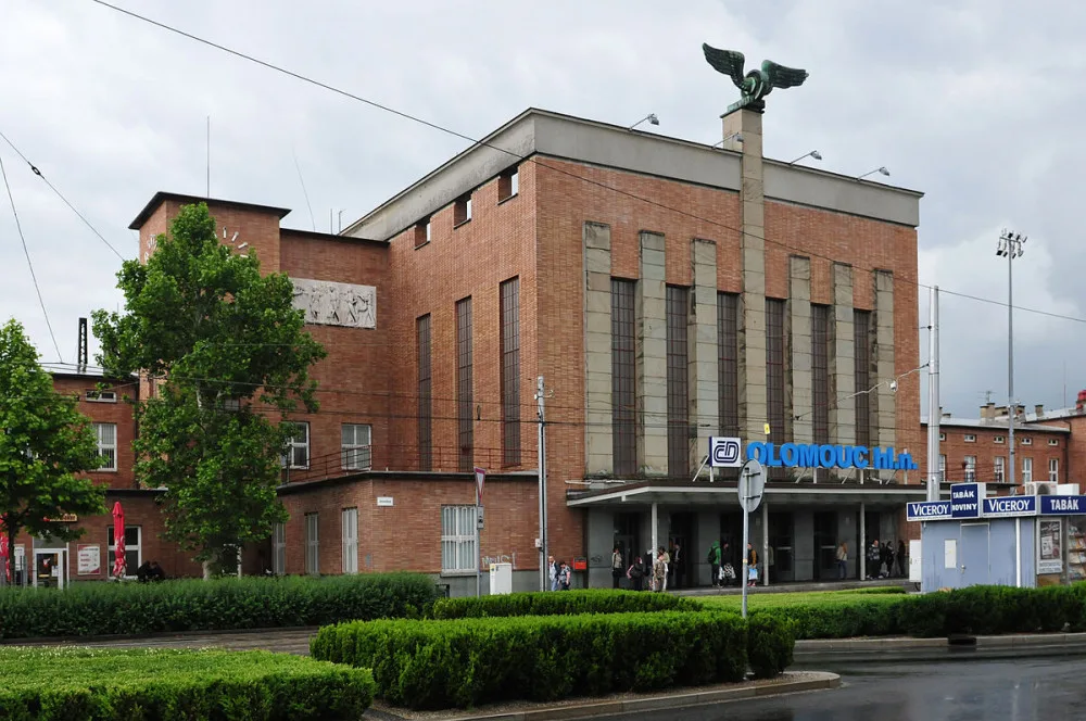 V podzemním parkovišti u hlavního nádraží půjde platit kartou