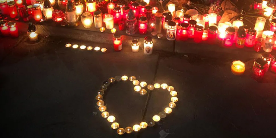 Olomouc posílá sto tisíc obětem a pozůstalým střelce v ostravské nemocnici