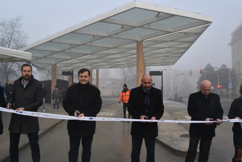 Slavnostní otevření autobusového terminálu