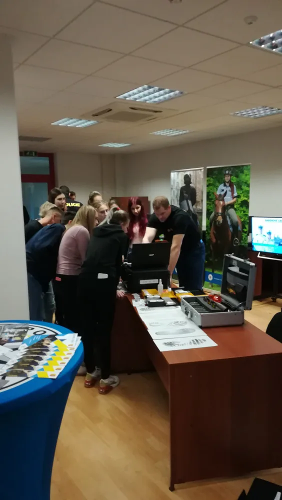 FOTO: V Přerově proběhl Projektový den s Policií ČR