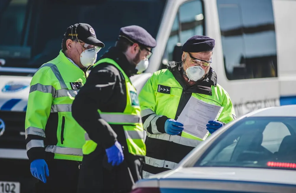 Život v uzavřené Litovli a Uničově? Řeší se zásobování, chod benzinek i svoz odpadu