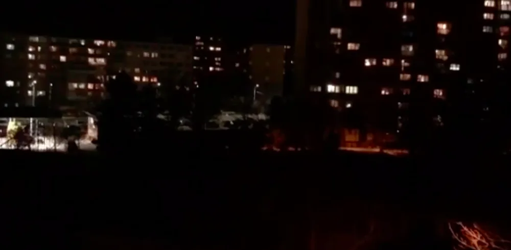 Uzavřená Litovel a Uničov večer ožívá společným potleskem lidí
