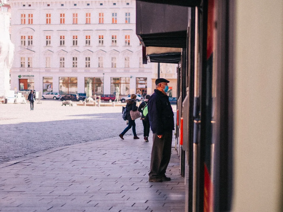 V kraji přibylo od sobotního večera 37 případů nákazy koronavirem