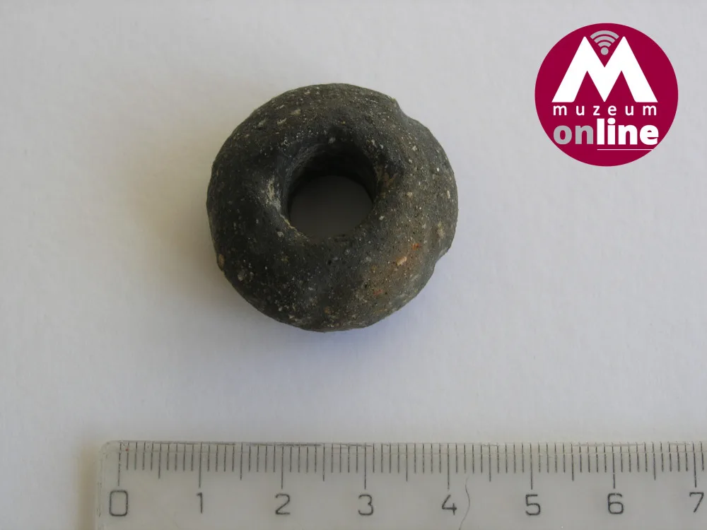 Na místě budoucího silničního obchvatu obce Bludov se našly archeologické artefakty