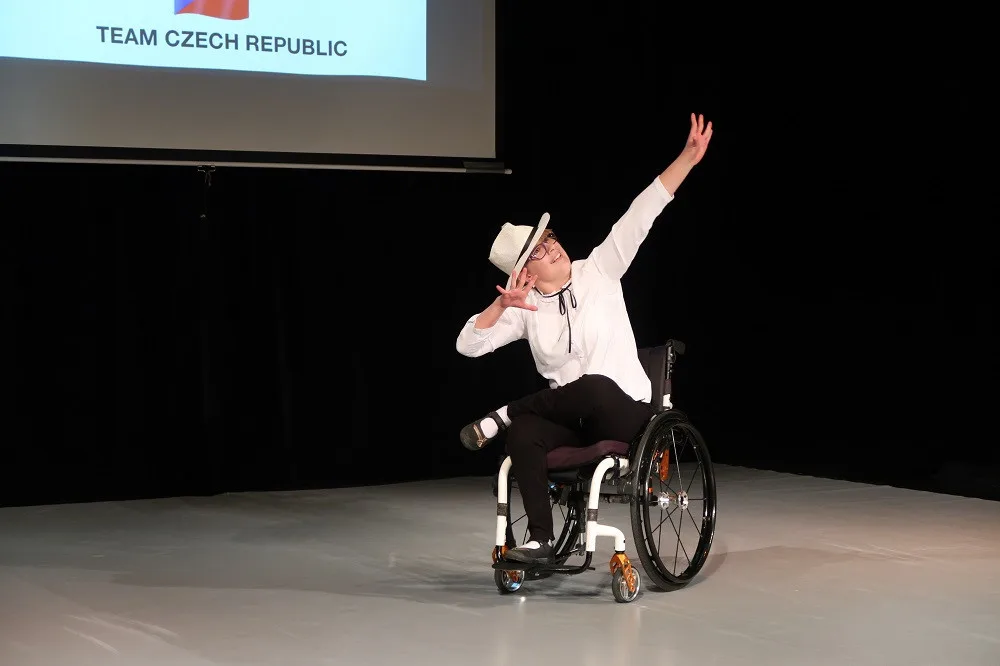 Vozíčkáři z baletního spolku Balet Globa získali na mezinárodní virtuální soutěži řadu ocenění