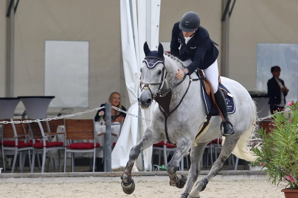 Mezinárodní skokové závody v Olomouci vyhrál brit Smith. Ani Češi se v konkurenci neztratili