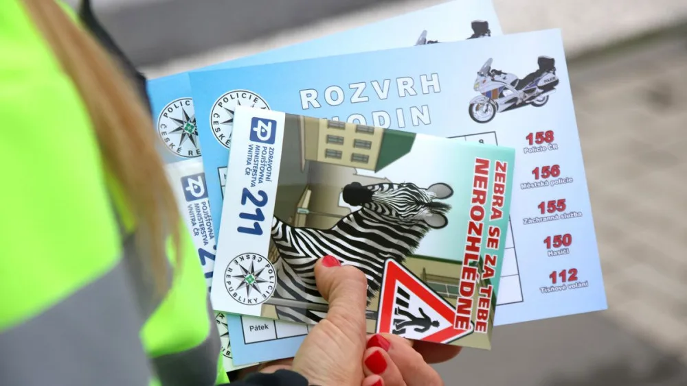 Policie rozjela po celém kraji akci Zebra se za tebe nerozhlédne. Zaměřena je na nezletilé