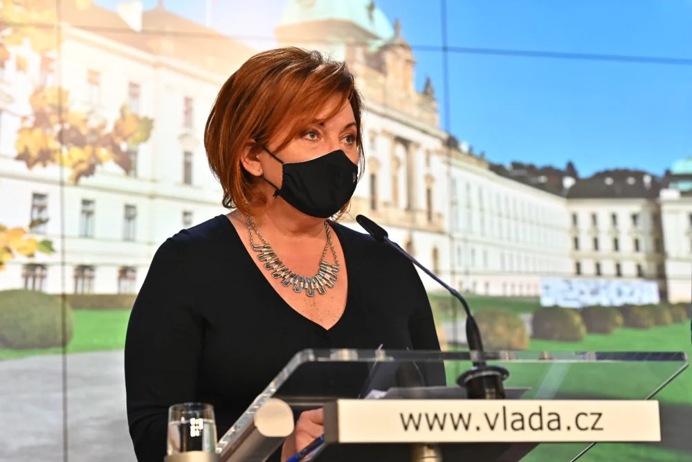 size4-16028681905048-60-vlada-schvalila-prispevek-podnikatelum-i-pokracovani-programu-covid-iii-pro-pristi-rok