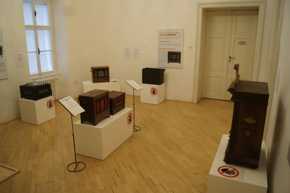 Muzeum v Šumperku vystavuje orchestrion, který byl po padesáti letech znovu přiveden k životu