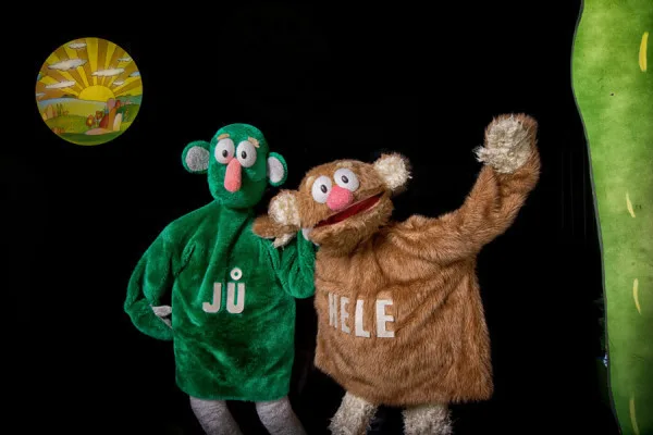 Jů a Hele.