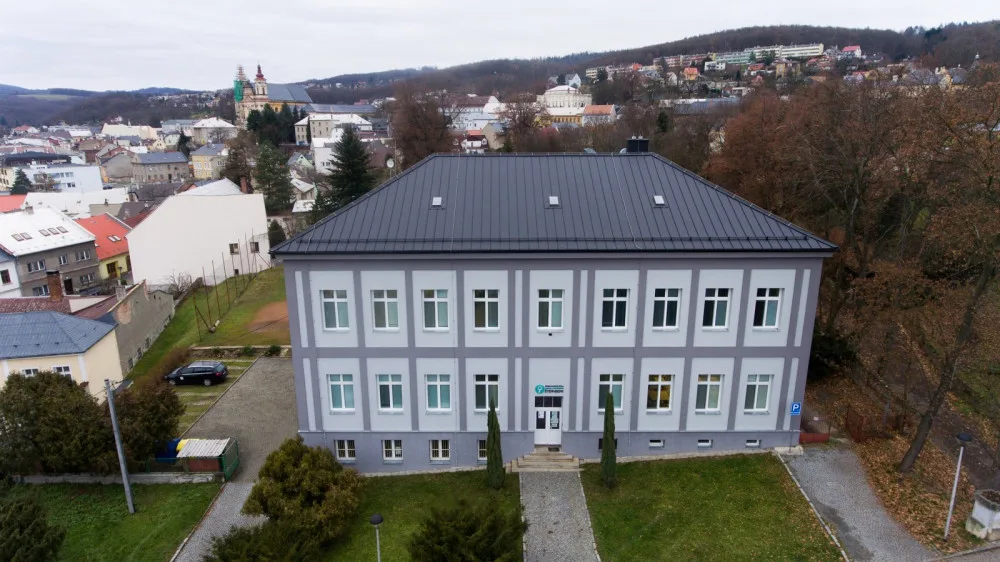 Odborná výuka, řidičské průkazy i kurzy. SOŠ lesnická a strojírenská Šternberk nabízí osm oborů