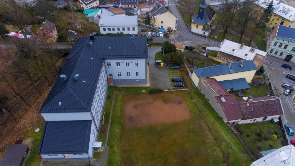 Odborná výuka, řidičské průkazy i kurzy. SOŠ lesnická a strojírenská Šternberk nabízí osm oborů